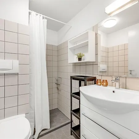 Jari - 200m From The Sea By Interhome