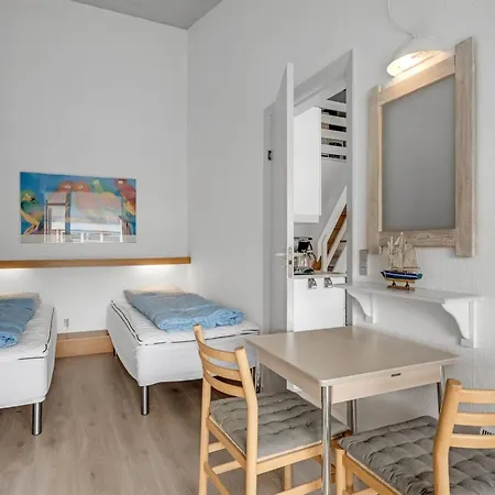 Appartamento Jari - 200m From The Sea By Interhome *