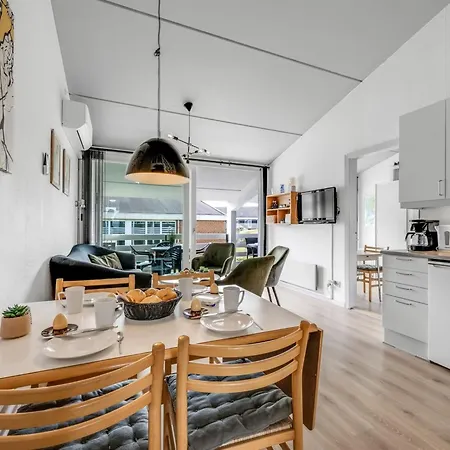 Jari - 200m From The Sea By Interhome *