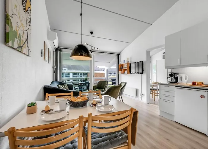 Jari - 200m From The Sea By Interhome *