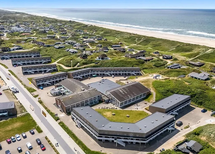 Jari - 200m From The Sea By Interhome